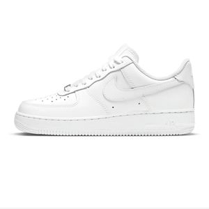 ISO: nike airforce 1